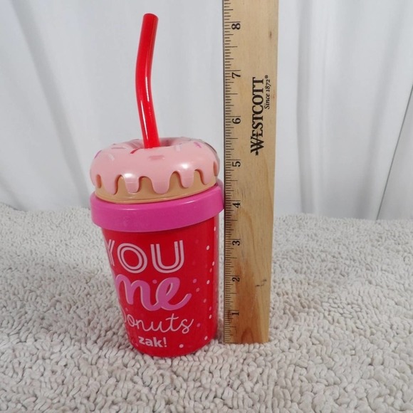 Target Bullseye Playground Zak! Valentines Don Slipper Tumbler 13oz - Picture 3 of 4